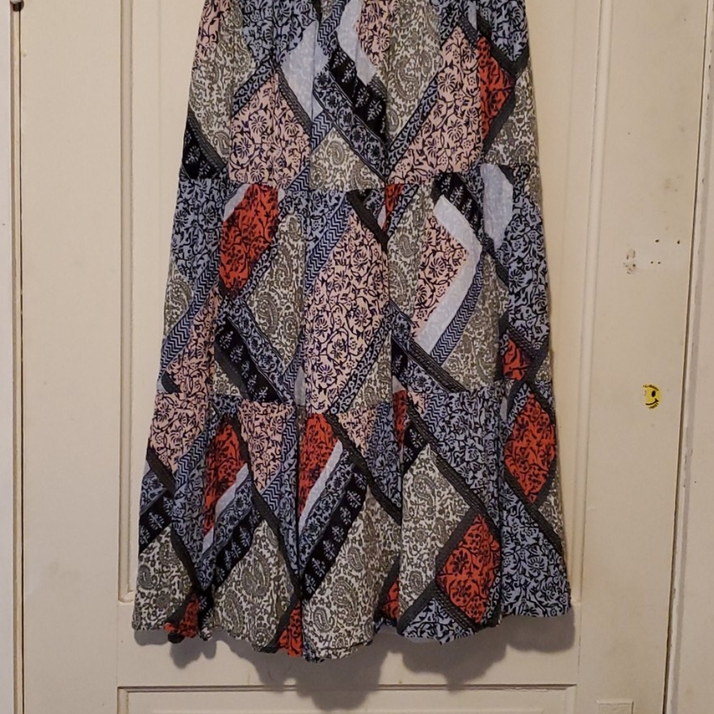 Skirt - Picture 2 of 2
